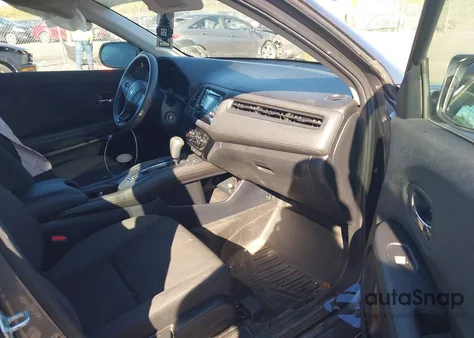 2022 Honda Hr-V Awd Lx z USA, uszkodzony, nr VIN 3CZRU6H34NM739304